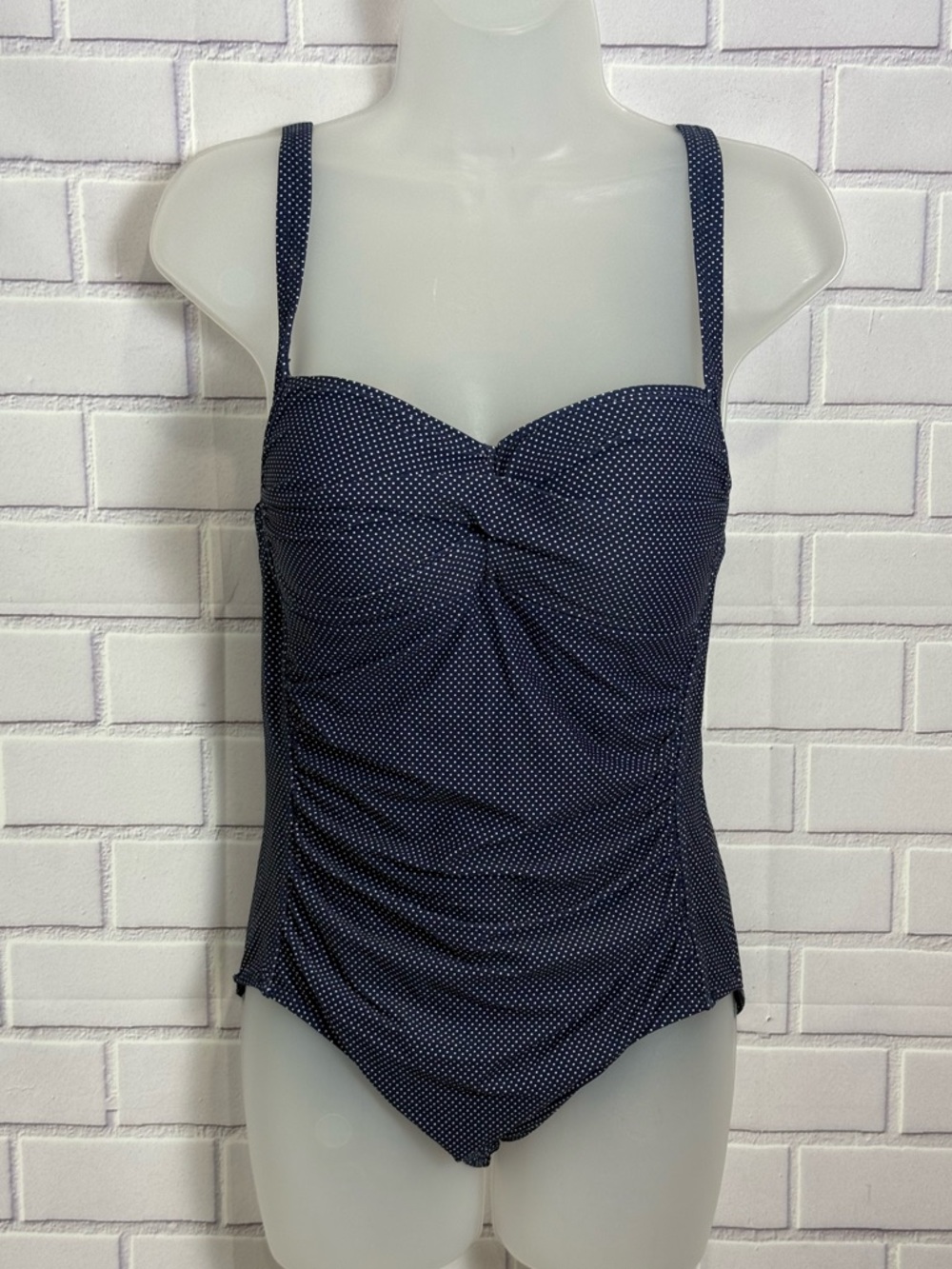 NipTuck Swim Navy Polka Dot One-Piece
Swimsuit summer vacation style US 8